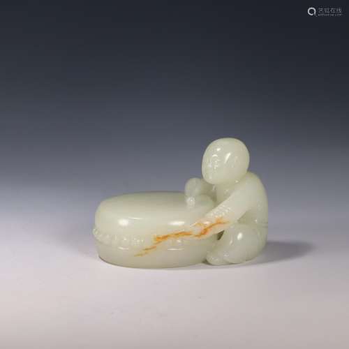 , hetian jade the boy play the drumsSize: 4 cm high, 5.9 cm ...