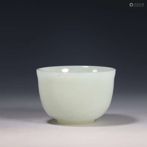 , hotan Bai Yusu cupSize: 5.8 cm in diameter, 4 cm tall, wei...