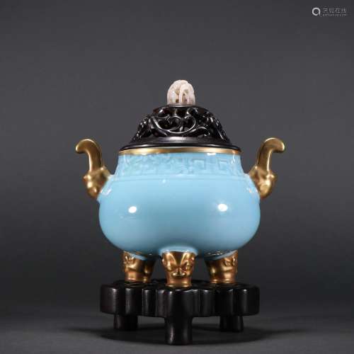 Sky blue glaze colour aroma furnace dragon pattern.Specifica...