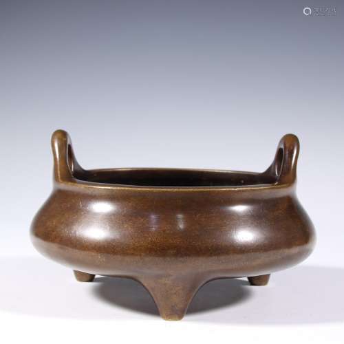 Copper tire burst ear three-legged incense burnerSpecificati...