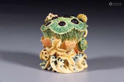 .chinese add lotus pond frog boring place6.6 cm high 7.9 cm ...