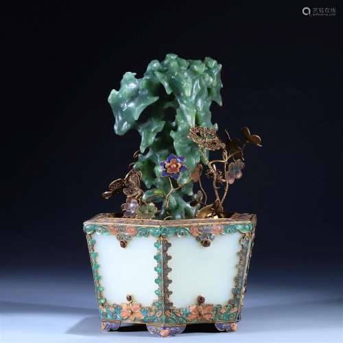 In the Qing Dynasty, Hetian jade silver gilded white jade fl...