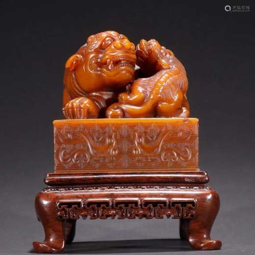 In the Qing Dynasty, Tian Huangshi's mother animal butto...