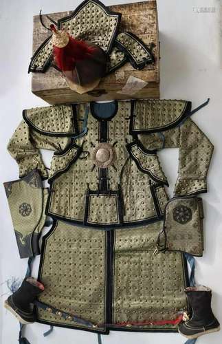 Full set of armor during the Tongzhi period of the Qing Dyna...