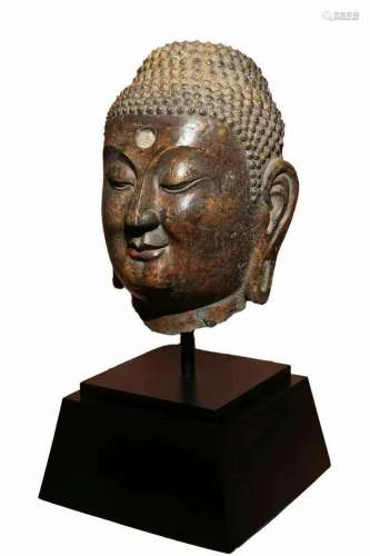 Stone Buddha head in or before the Ming Dynasty