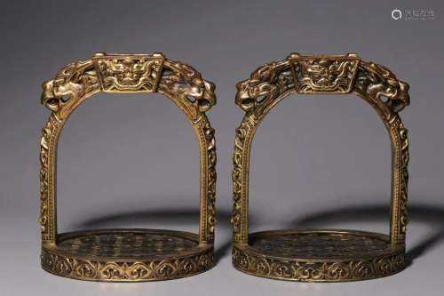 In the Qing Dynasty, a pair of gilded bronze horses