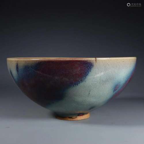 In ancient China, the Jun kiln's azure glaze was hung wi...