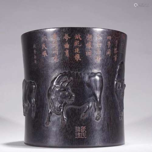 In the Qing Dynasty, the red sandalwood pen holder with five...