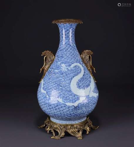 Blue and white sea water with white dragon pattern inlaid wi...