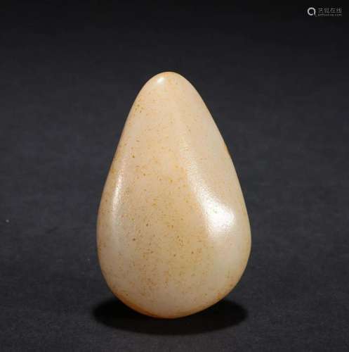 In the Qing Dynasty, Hetian jade seed raw stone.