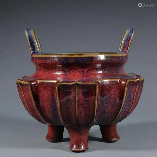 In ancient China, Jun kiln rose purple glaze three-leg cupol...