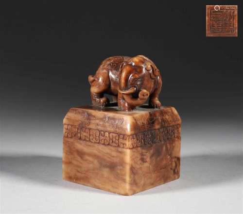 In ancient China, Hotan jade elephant button seal