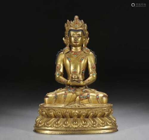 In the Ming Dynasty, the bronze gilded statue of the Infinit...
