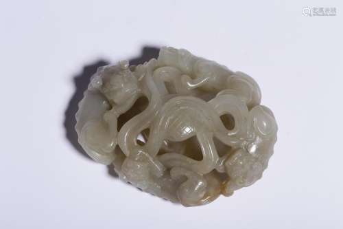: hetian jade lion play the ball85 grams of 3 CM long and 7....