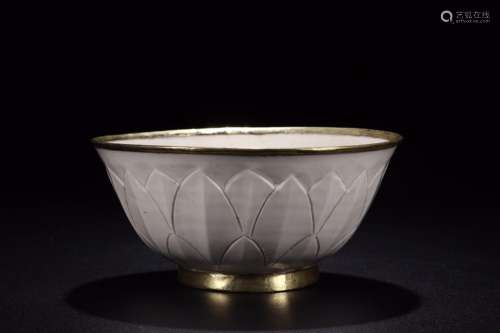 : kiln silvering coppering.as golden bowl15.1 cm in diameter...