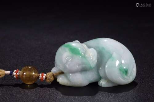 Dog: jade lieLong 7 cm wide, 4.5 cm high 3.6 cm weighs 229 g...