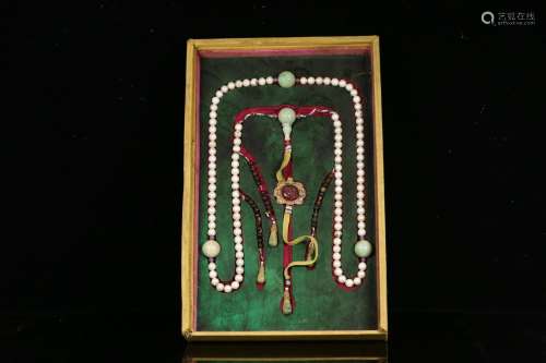 ,. Palace style, the old eastern pearl court beads, natural ...