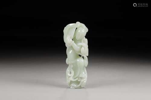 , hotan white jade harp flying stands resembleSize: 4.8 x3.9...