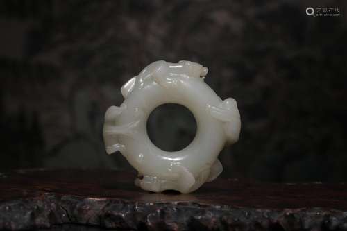 : hetian jade therefore dragon peace buckle43.7 CM diameter ...