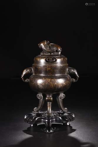 : like NiuShuang ear copper furnace with three legsThe ear s...