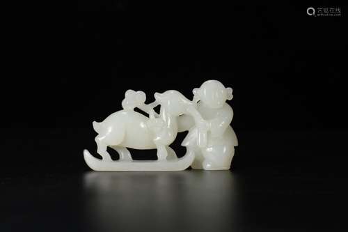 Hetian jade the boy play deer carvings, small phase is taste...