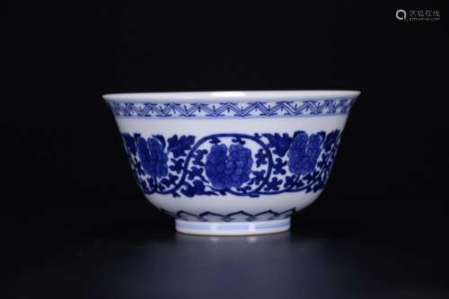 : blue and white flower bowl, the article, shape neat, TaiZh...