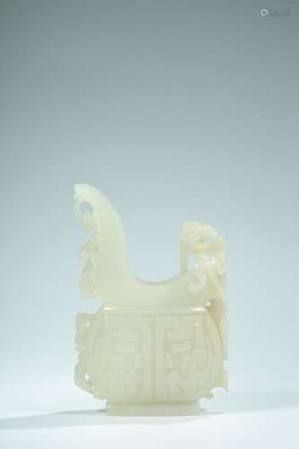 And hetian jade therefore dragon gobletHigh 15 cm wide 10 cm...