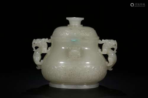 Hetian jade therefore tiger ear cover furnace.Incense burner...
