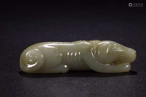 Liehetian jade dog furnishing articlesSize8.5 cm long 2 cm h...