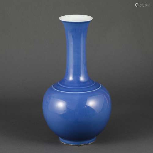 Green glaze vaseHigh 39 size 19 cm in diameter weighs 2830 g...