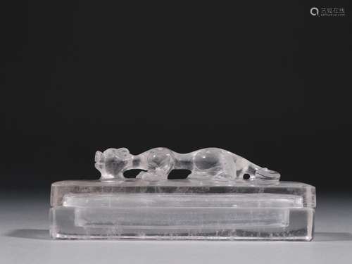 Old crystal therefore dragon cover box.Specification: high 4...