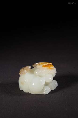 Hotan white jade carving a benevolent bit ganoderma lucidum ...