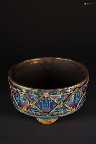 A GILT BRONZE CLOISONNE ENAMEL 'KUI DRAGON' CENSER