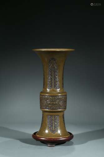 A LARGE CHINESE TEA-DUST GLAZED GU VASE