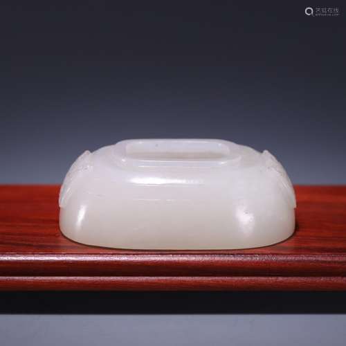 Hetian jade beast ear water jar, size: 7.0 * * * * 5.0 2.5 c...