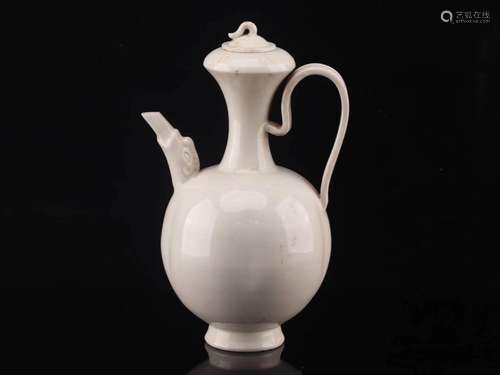 The oldporcelain ewerSize: 14 cm high caliber 3.5 cm bottom ...