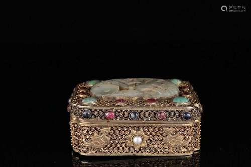 silver and gold "associated with green cover box specif...