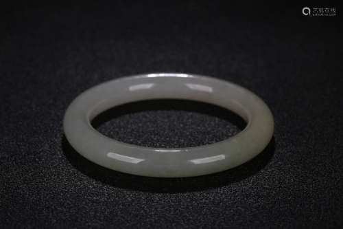 , and hetian jade bracelet, tooArticle 8.25 CM in diameter o...