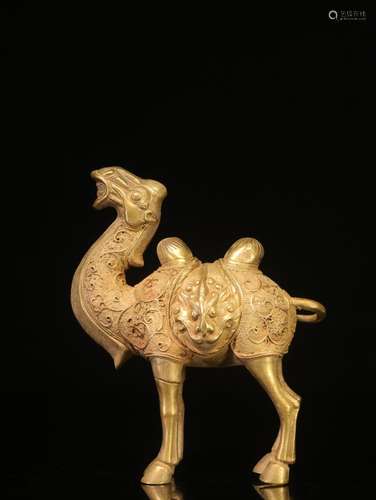 .Copper and gold casting camel furnishing articlesSize: 11.5...