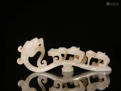 Hetian jade hand-carved leading jade hookSize: 4.6 cm high, ...