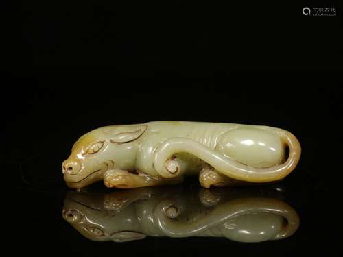 Hetian jade carved a benevolent press of the handSize: 2.5 c...