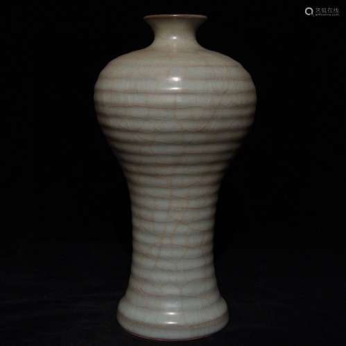 Official porcelain bowstring grain mei bottle 25.5 x13