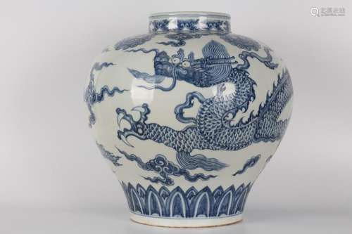 - blue and white YunLongWen three claw dragon tank14 cm high...