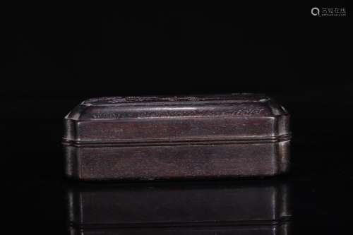 Red sandalwood box.Size is about 12.5 * 6.5 * 4.3