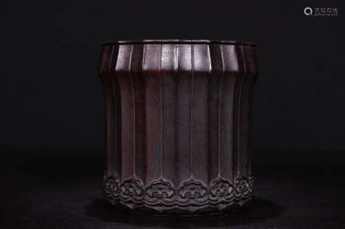 Red sandalwood brush pot.The diameter size is about 16.8 * 1...