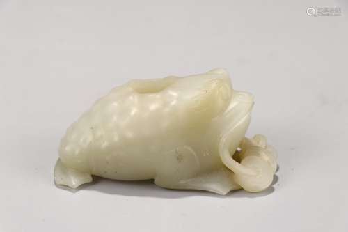 : hetian jade three fine toad water jarWater jar hotan white...