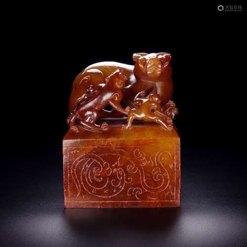 Hetian jade seal hunting, the quality of the jade oil moiste...