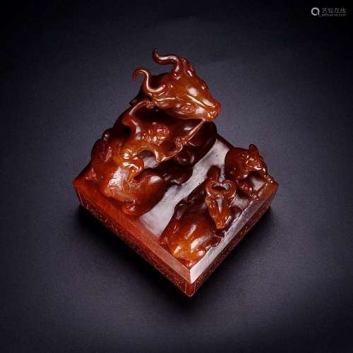Hetian jade seal hunting, the quality of the jade oil moiste...