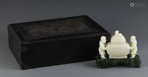 The jade, jade box charactersSize, high 14.5 18.6 7.3 cm wid...