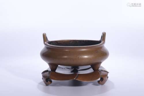 Feng ear incense burner: copper foetus, lotus leaf baseSize:...